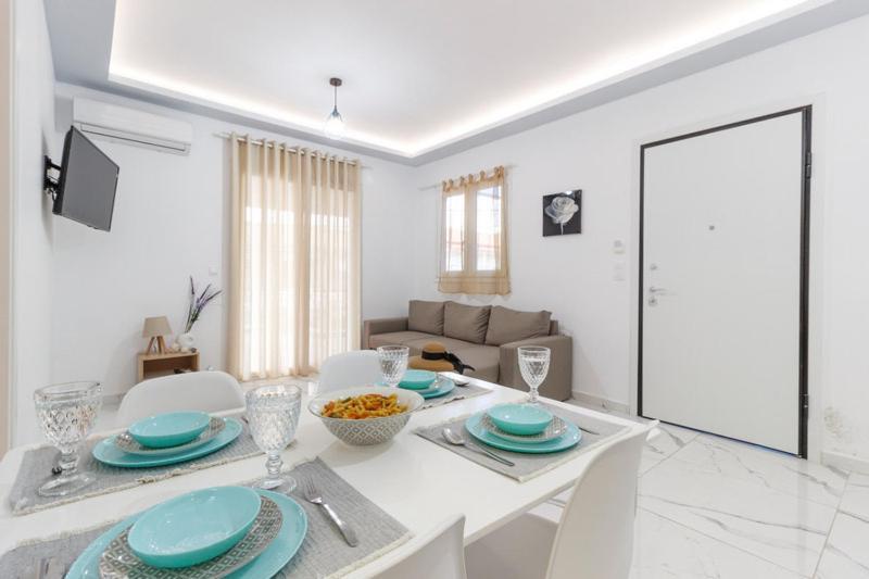 Nikogroup Plaza Apartment Полихроно Екстериор снимка
