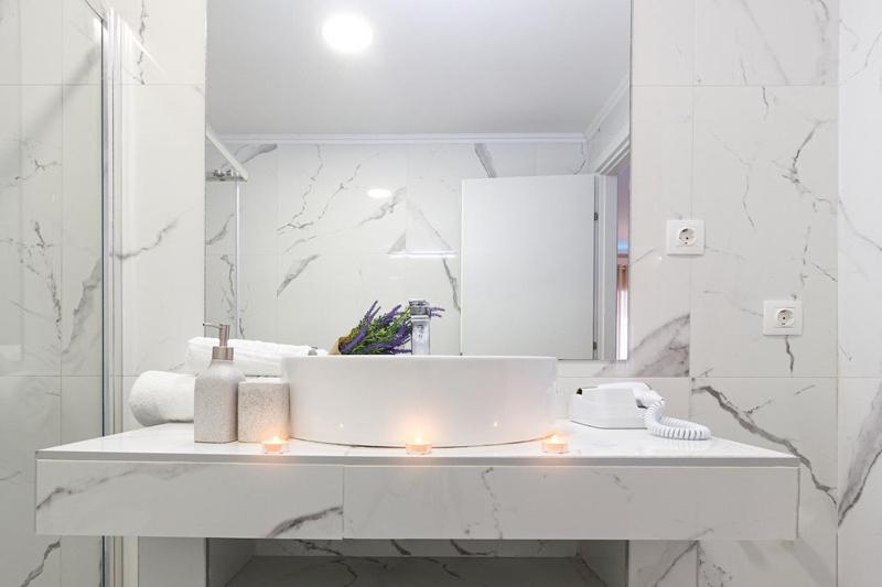 Nikogroup Plaza Apartment Полихроно Екстериор снимка