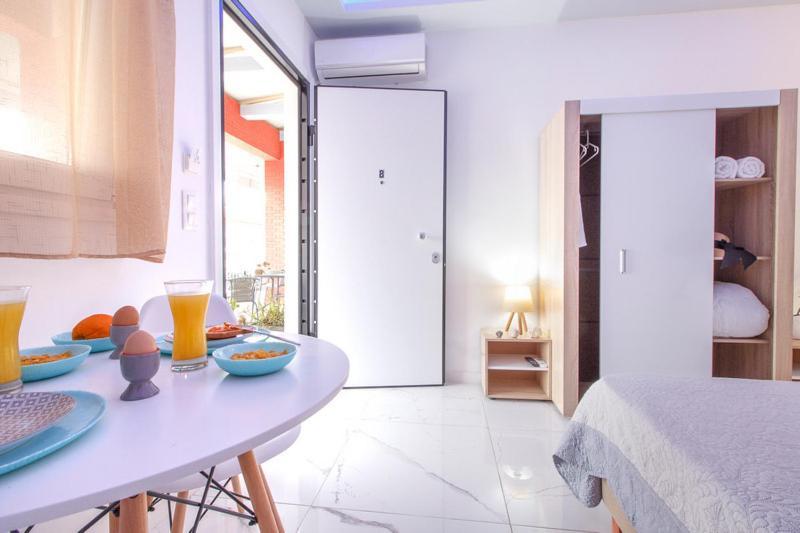 Nikogroup Plaza Apartment Полихроно Екстериор снимка