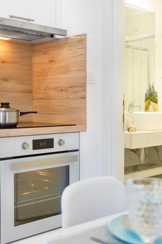 Nikogroup Plaza Apartment Полихроно Екстериор снимка